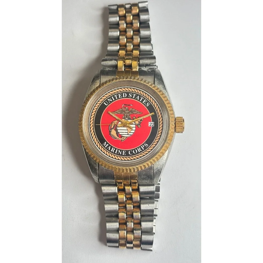 Vintage US Marine Corps USMC Two Tone Jubilee Watch 3rd Div 1952 Commemorative